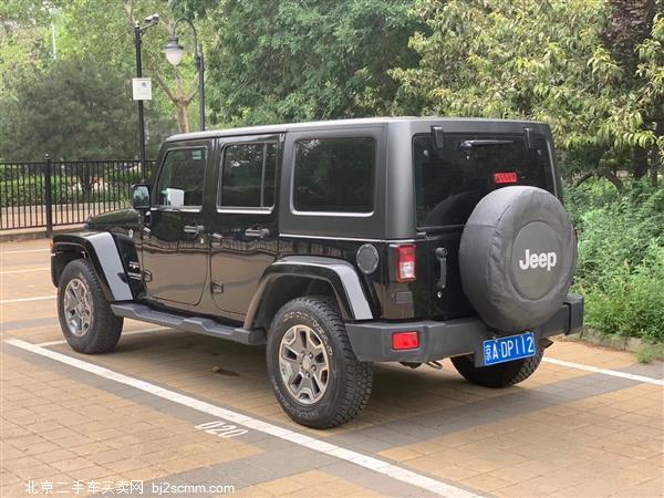 Jeep  2017 3.0L Sahara 