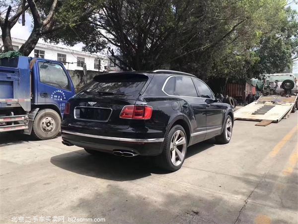   2018 Խ 4.0T V8