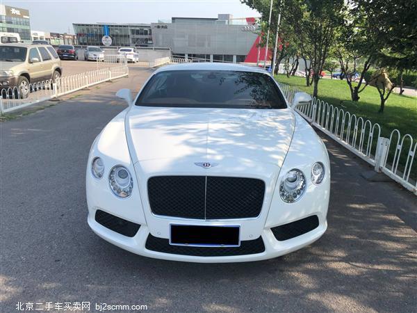   2014 ŷ½  4.0T GT V8 ׼