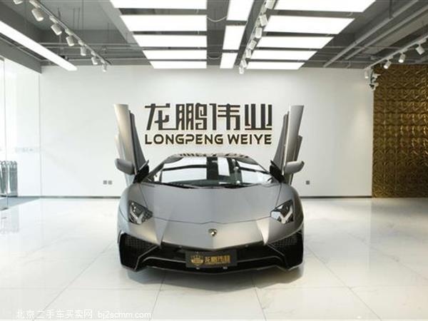   Aventador 2011 LP 700-4