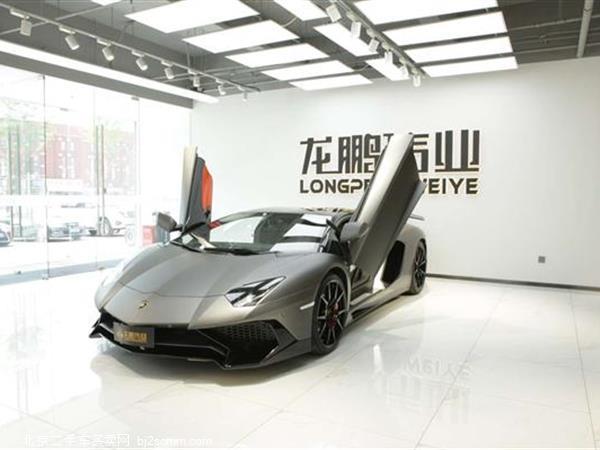   Aventador 2011 LP 700-4