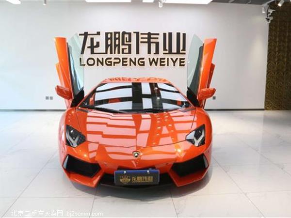   Aventador 2011 LP 700-4