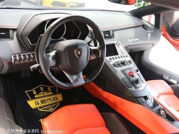   Aventador 2011 LP 700-4