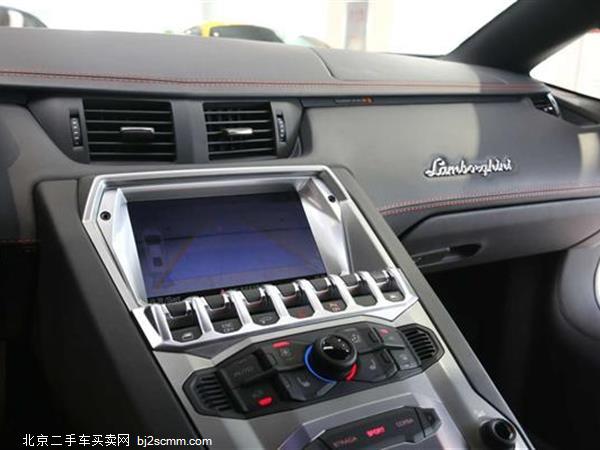   Aventador 2011 LP 700-4