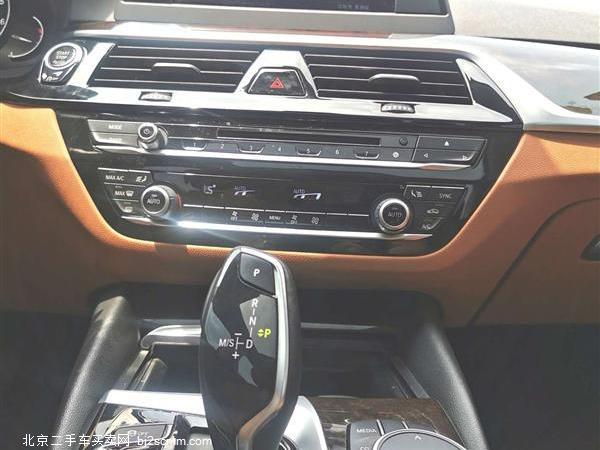  2018 5ϵ 528Li ر