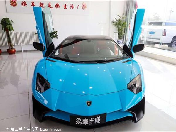   Aventador 2011 LP 700-4