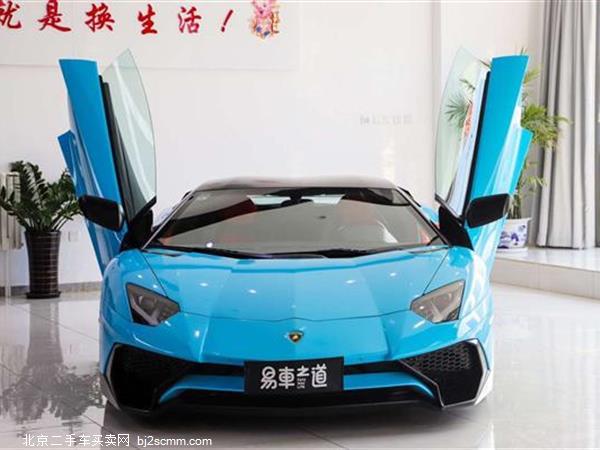   Aventador 2011 LP 700-4