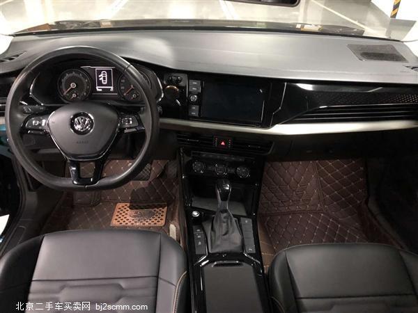   2019  330TSI Ӣ V