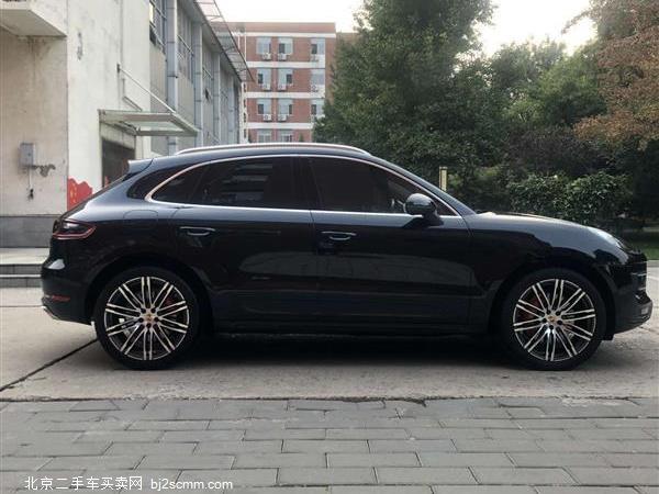  ʱ 2017 Macan Macan Turbo 3.6T