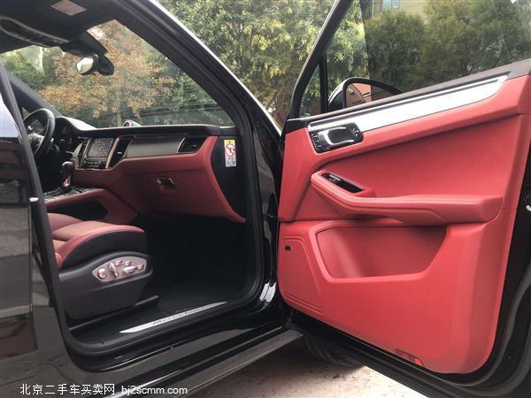  ʱ 2017 Macan Macan Turbo 3.6T