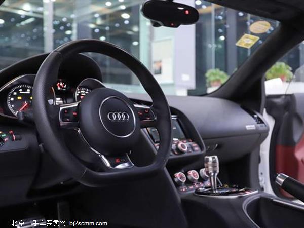  µR8 2014 4.2 FSI quattro