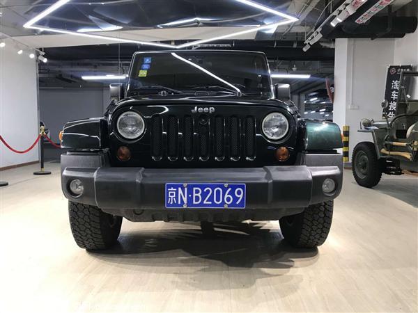  Jeep  2012 3.6L Ű Sahara