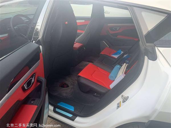   2018 Urus 4.0T V8