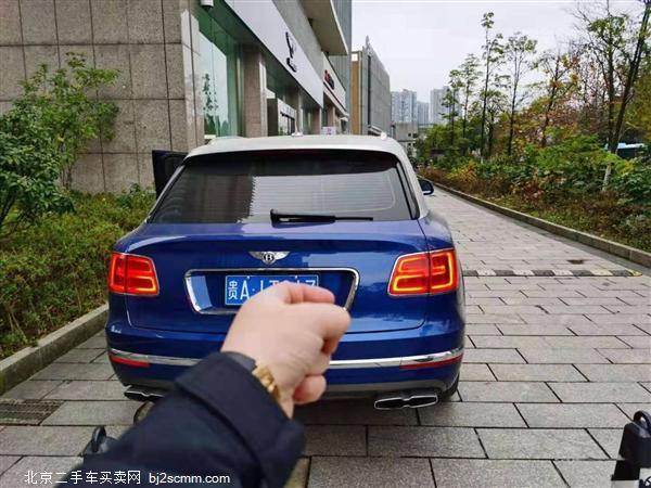   2018 Խ 4.0T V8