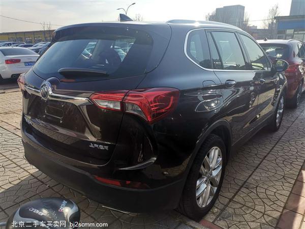   2018  28T  V