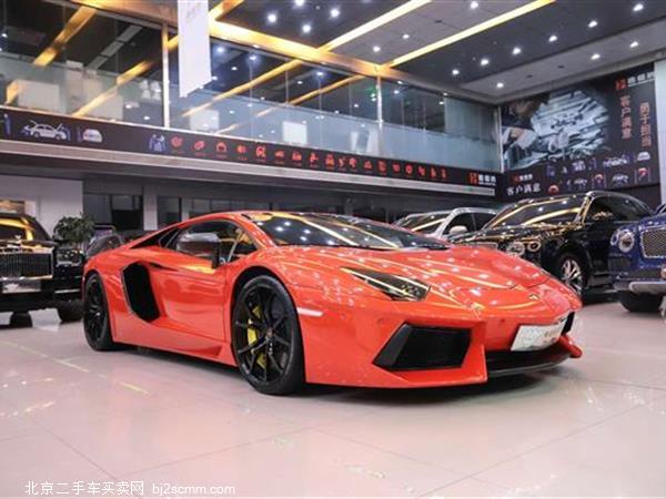   Aventador 2011 LP 700-4