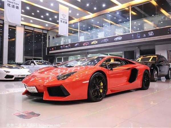   Aventador 2011 LP 700-4