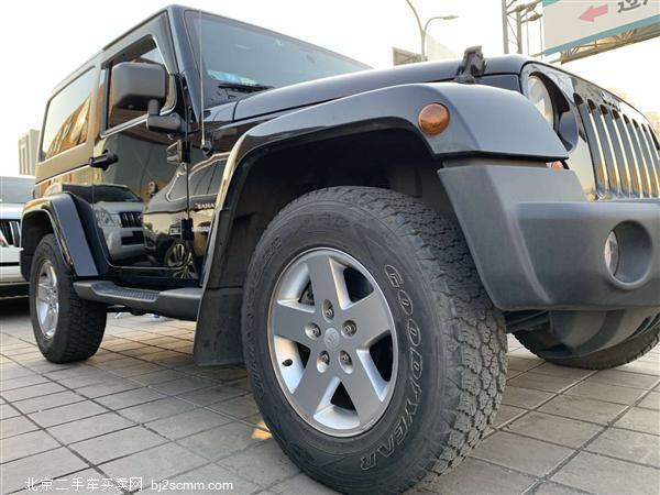  Jeep  2013 3.6L Ű Sahara