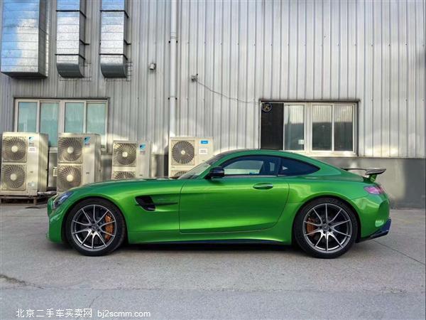   2017 AMG GT R