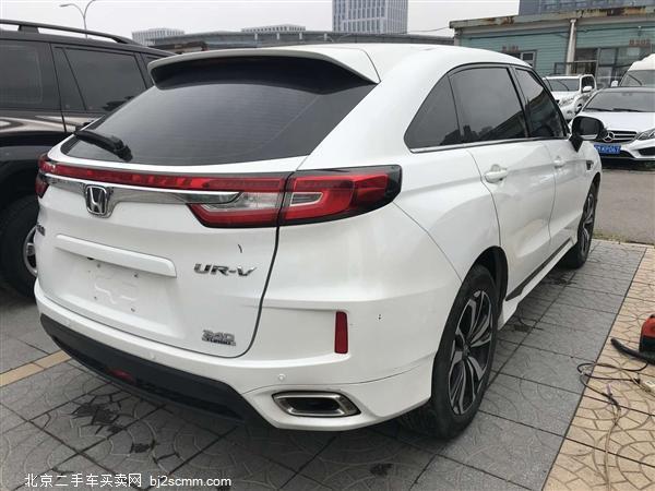  2017 UR-V 240TURBO  V