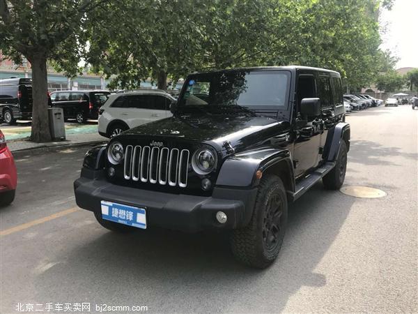  Jeep 2017  3.0L  Sahara