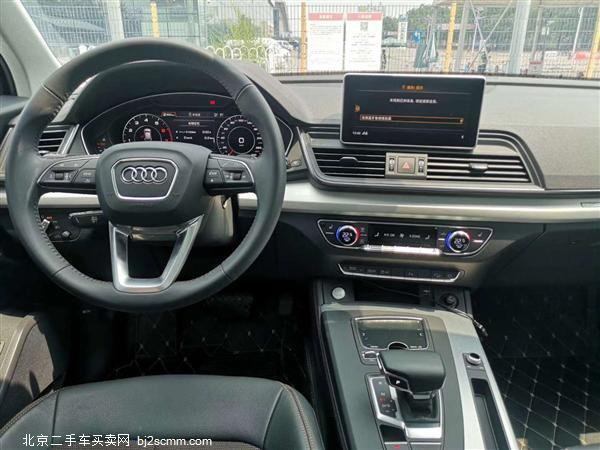  2018 µQ5L 40 TFSI ʱ