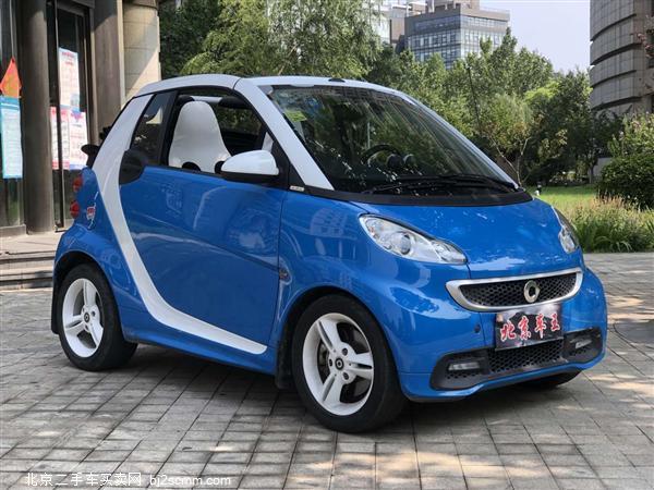  smart fortwo 2013 1.0T ر