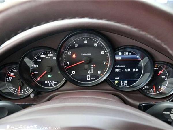  ʱ 2014 Panamera 4 Executive 3.0T