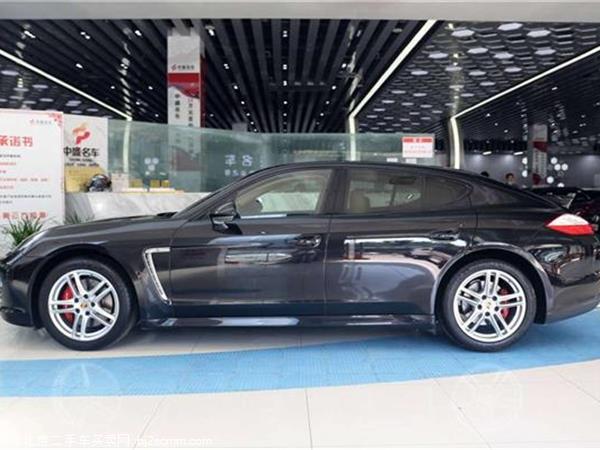  ʱ 2013 Panamera 4 Platinum Edition 3.6L