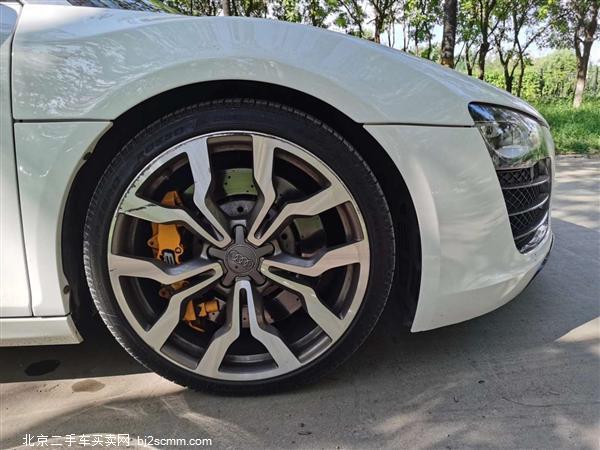  µR8 2011 Spyder 5.2 FSI quattro