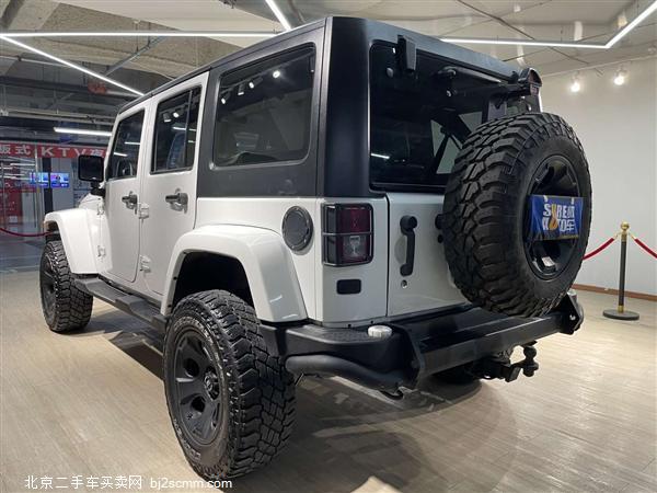  Jeep 2012  3.6L Ű Sahara