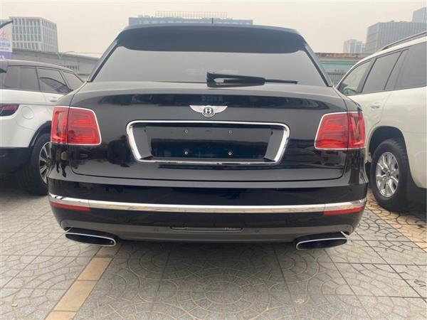Խ 2016 6.0T First Edition 