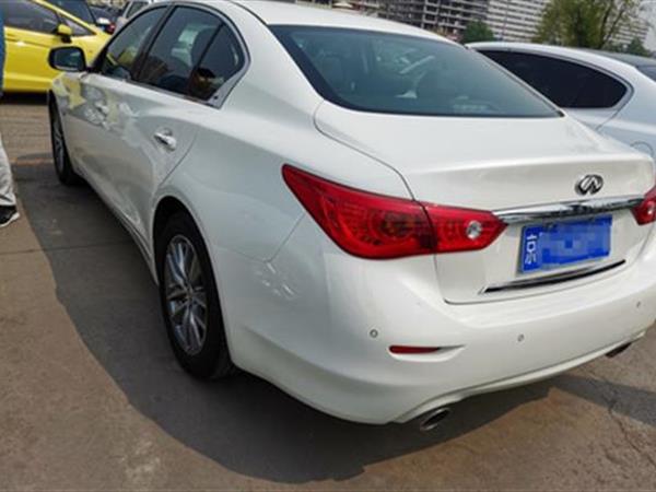 ӢQ50L 2015 2.0T 