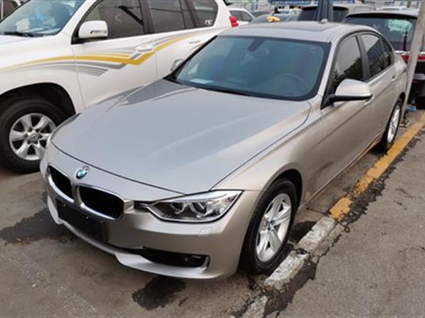 3ϵ 2014 320i 2.0T һ ʱ