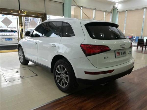 µQ5 2015 40 TFSI 