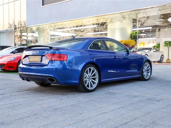 µRS 5 2014 RS 5 Coupe ر