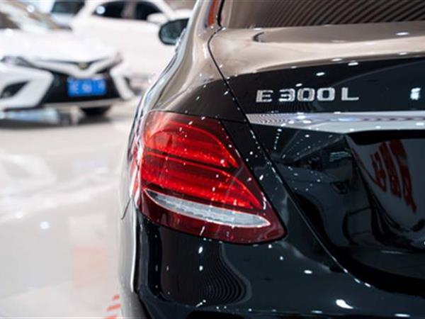 E 2019 E 300 L  ˶γ