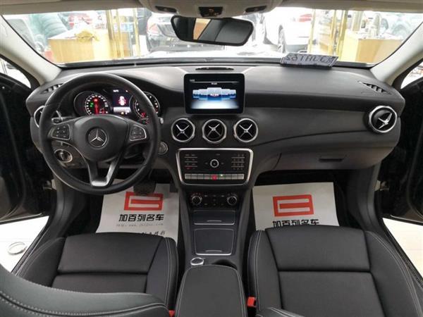 GLA 2018 GLA 220 4MATIC ˶