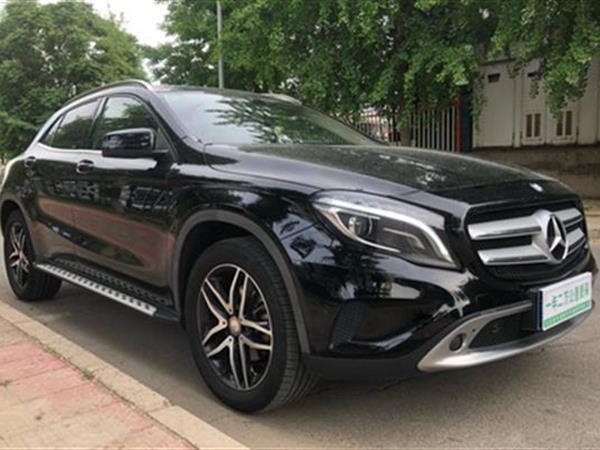 GLA 2015 200 ʱ
