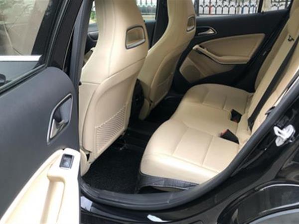 GLA 2015 200 ʱ