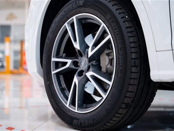 µQ5L 2018 40 TFSI ʱа V
