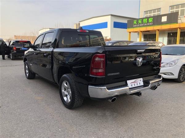 RAM Trucks 2019 5.7L ӹ