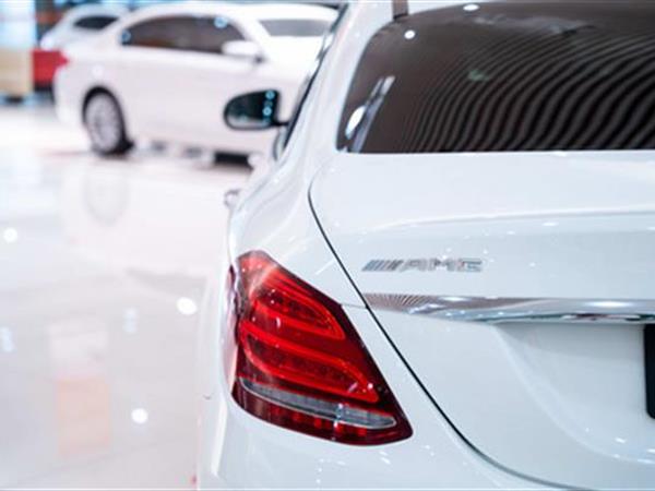 C 2016 C 180 L ˶