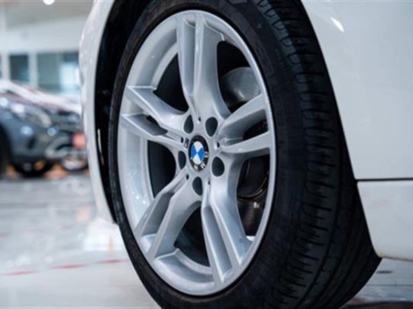 3ϵ 2019 320i 2.0T һ M˶װ