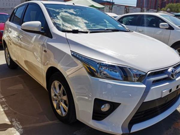 YARiS L  2015 1.5LԶ Ŷ촰ر