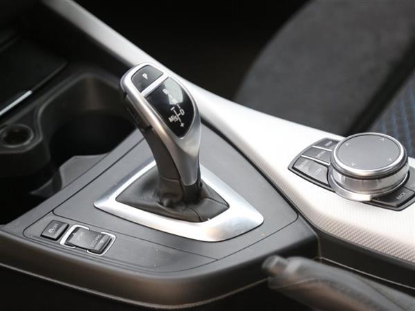 2ϵ 2017 M240i