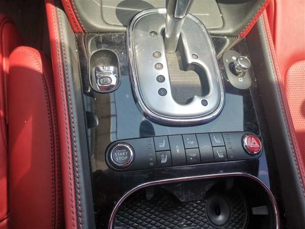 ŷ½ 2015 4.0T GT V8 S ׼