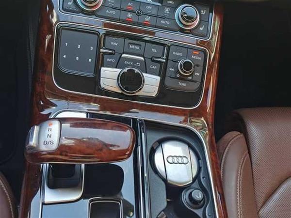 µA8 2012 A8L 6.3 FSI W12 quattro