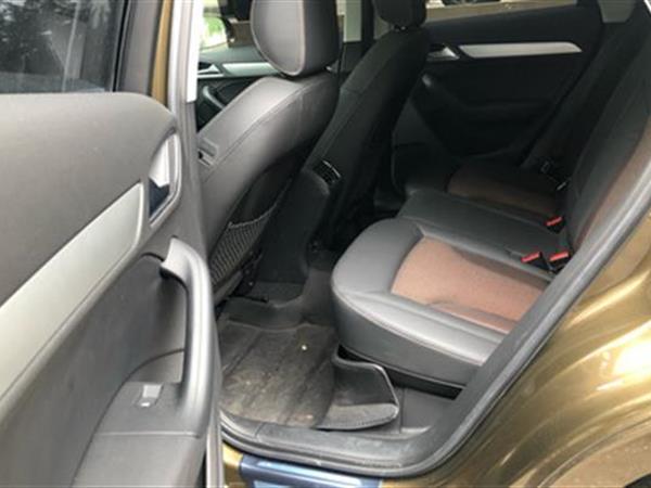 µQ3 2018 30 30 TFSI ʱа