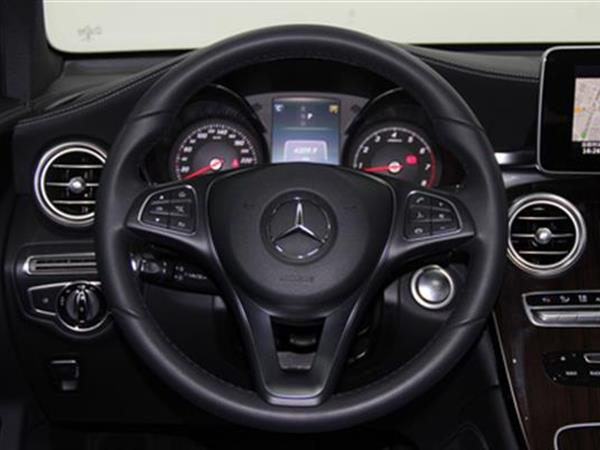 GLC 2017 GLC 260  4MATIC а